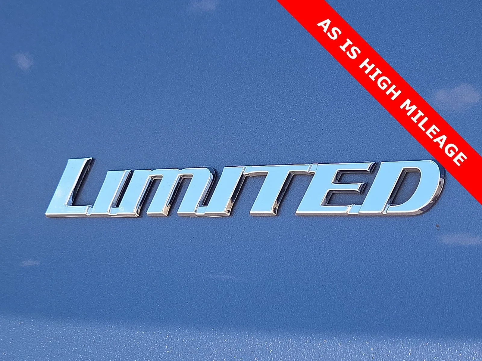 Used 2013 Shoreline Blue Pearl Toyota Limited image 8