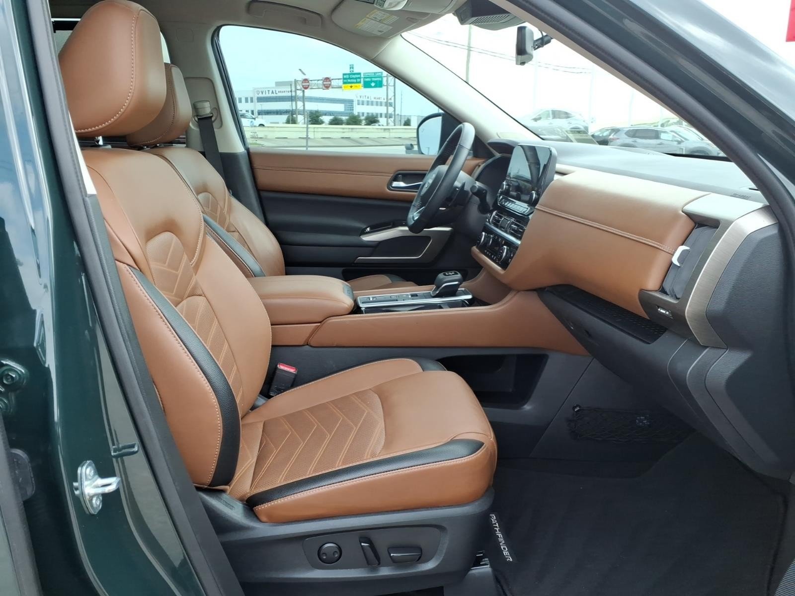 2024 Nissan Pathfinder Platinum Green at Robbins Nissan