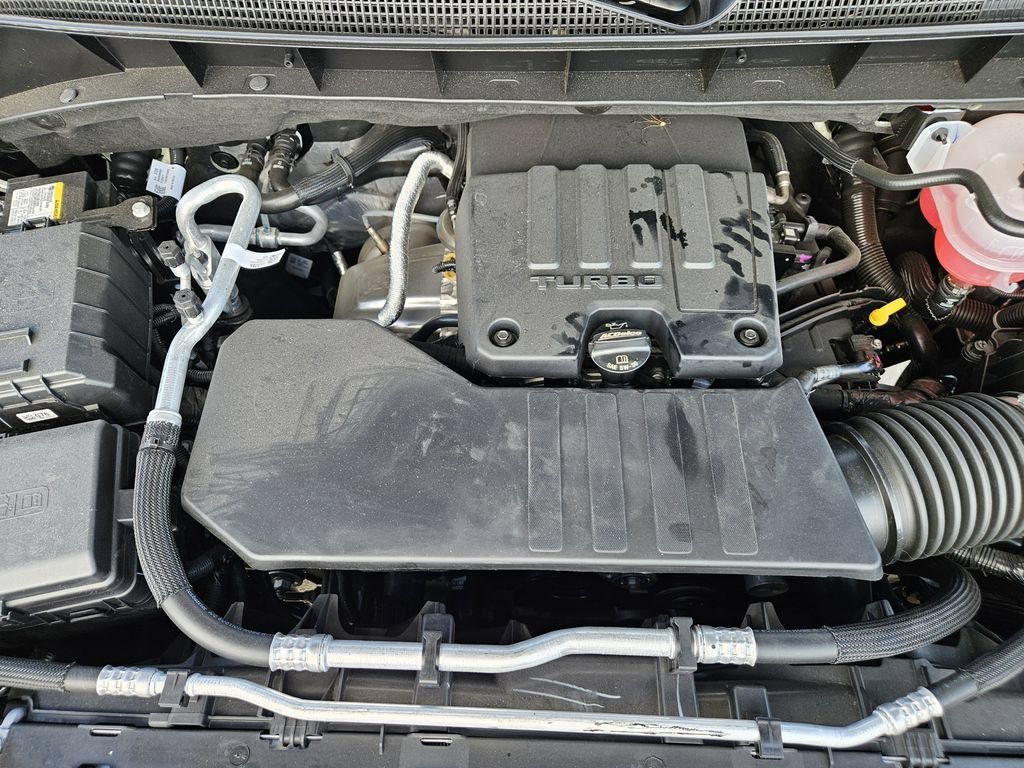 Certified Used 2026 Black Chevrolet Custom image 31