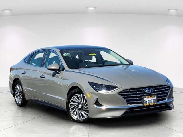 2022 Hyundai Sonata Limited's photo