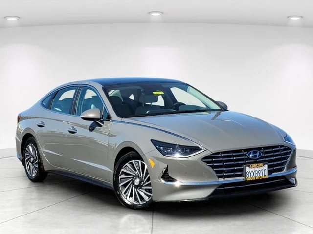 2022 Hyundai Sonata Limited's photo
