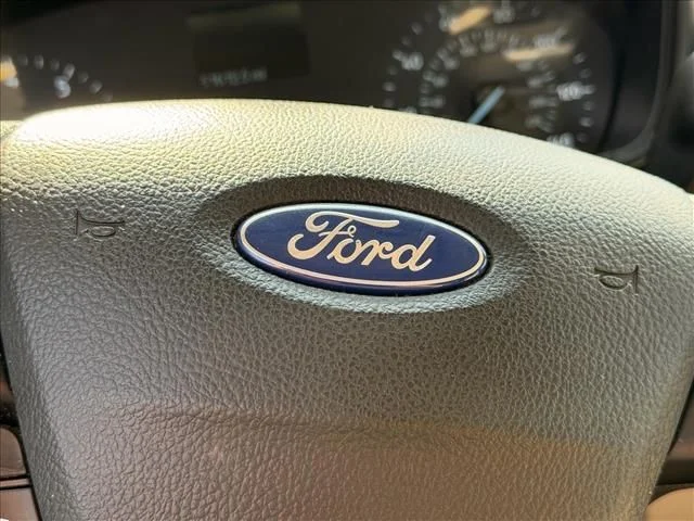 Used 2021  Ford S image 20