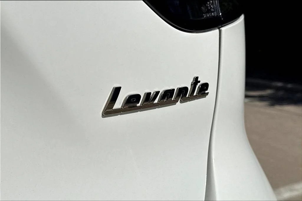 Used 2022 Bianco Maserati GT image 24