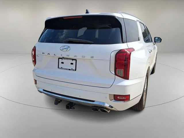 Used 2020 White Hyundai Limited image 10