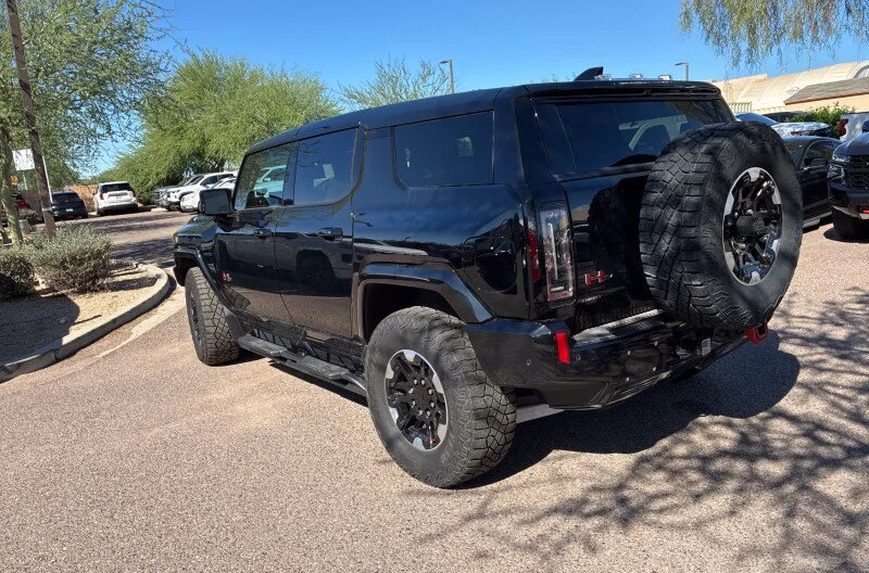 Used 2024 Black GMC 2X image 2