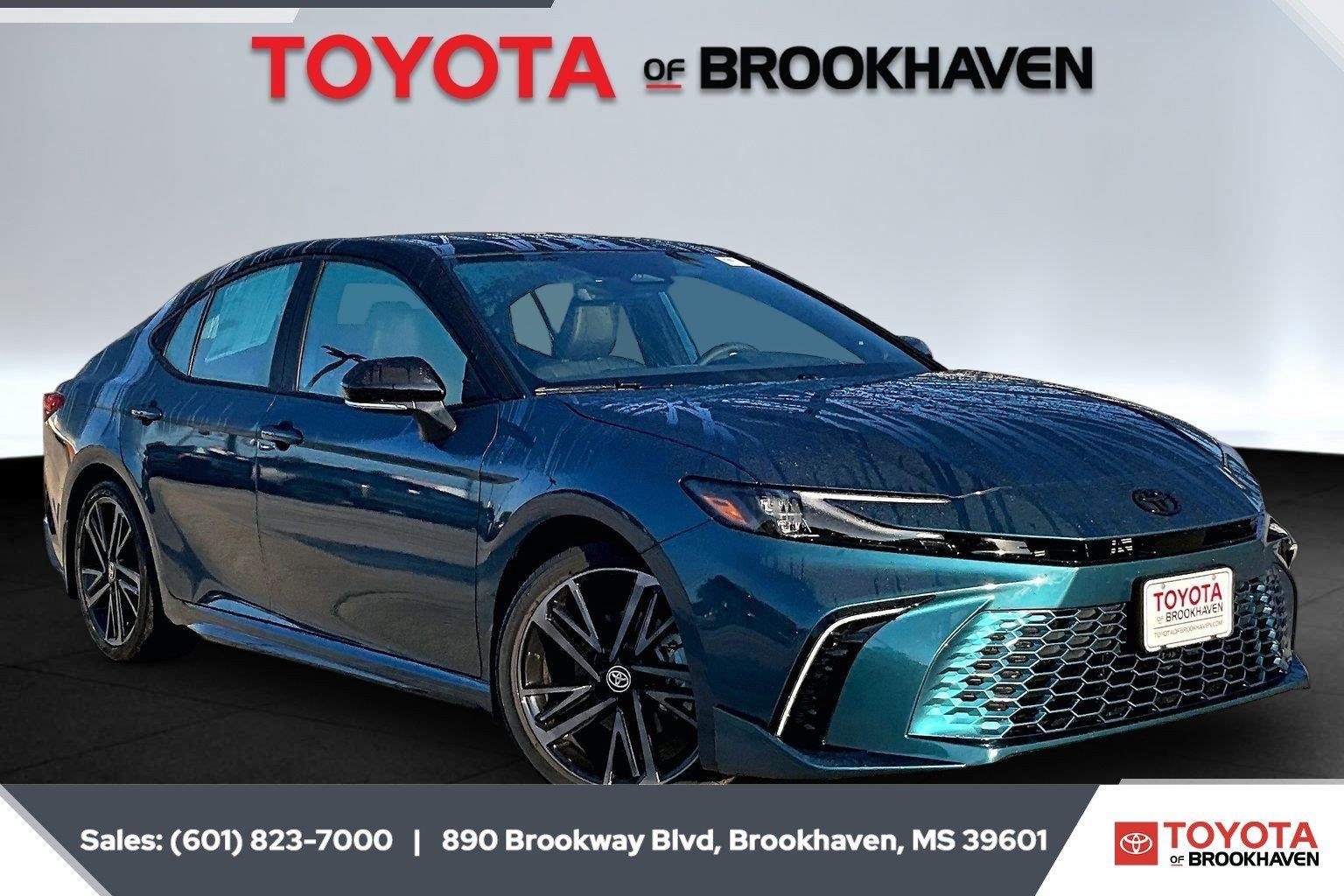 New 2026 Ocean Gem with Midnight Black Metallic roof Toyota XSE image 1