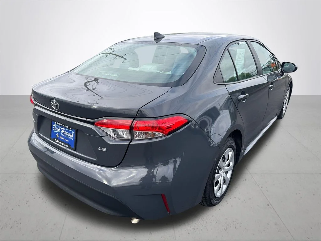 Used 2024  Toyota LE image 6