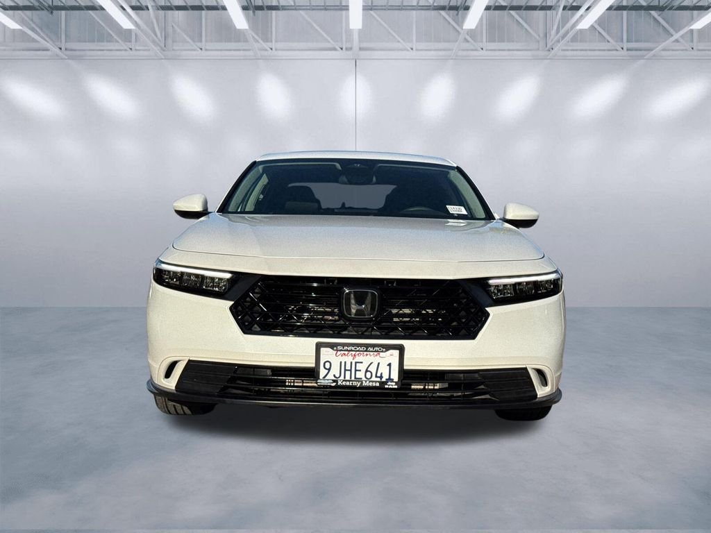 Used 2024 White Honda EX image 2