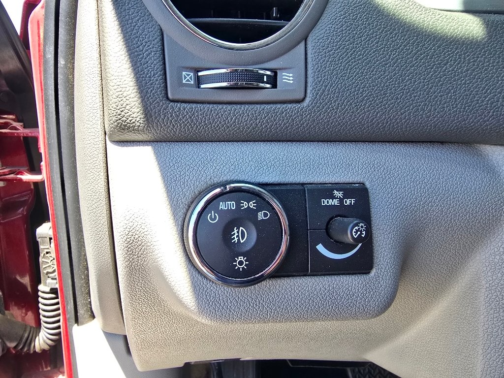 Used 2010 Red Jewel Tintcoat Buick CXL w/1XL image 20