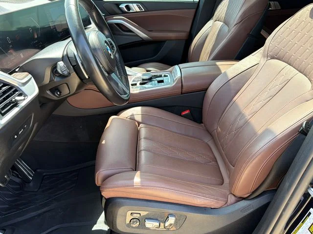 Used 2024 Black BMW xDrive40i image 21