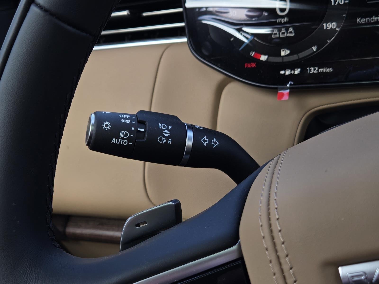 New 2026 Batumi Gold LAND ROVER SE PHEV image 19