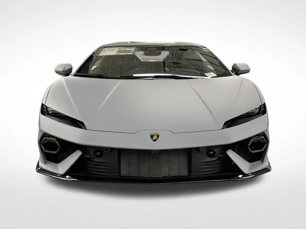 New 2026 Silver Lamborghini  image 8