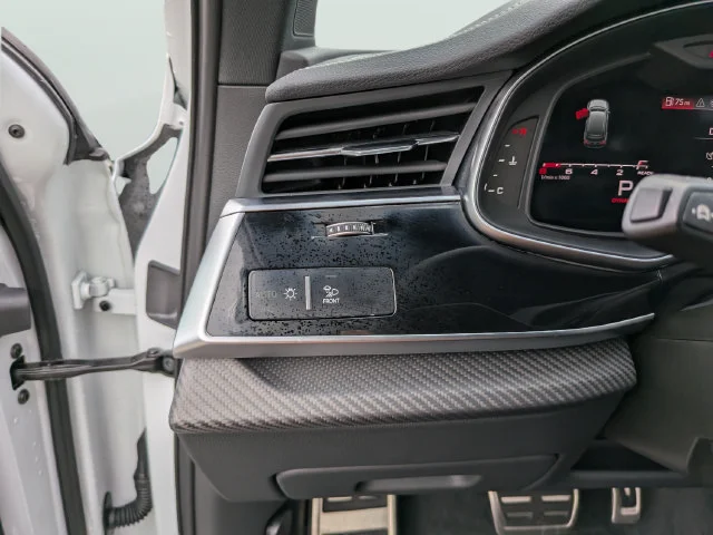 Used 2025 White Audi Premium Plus image 28