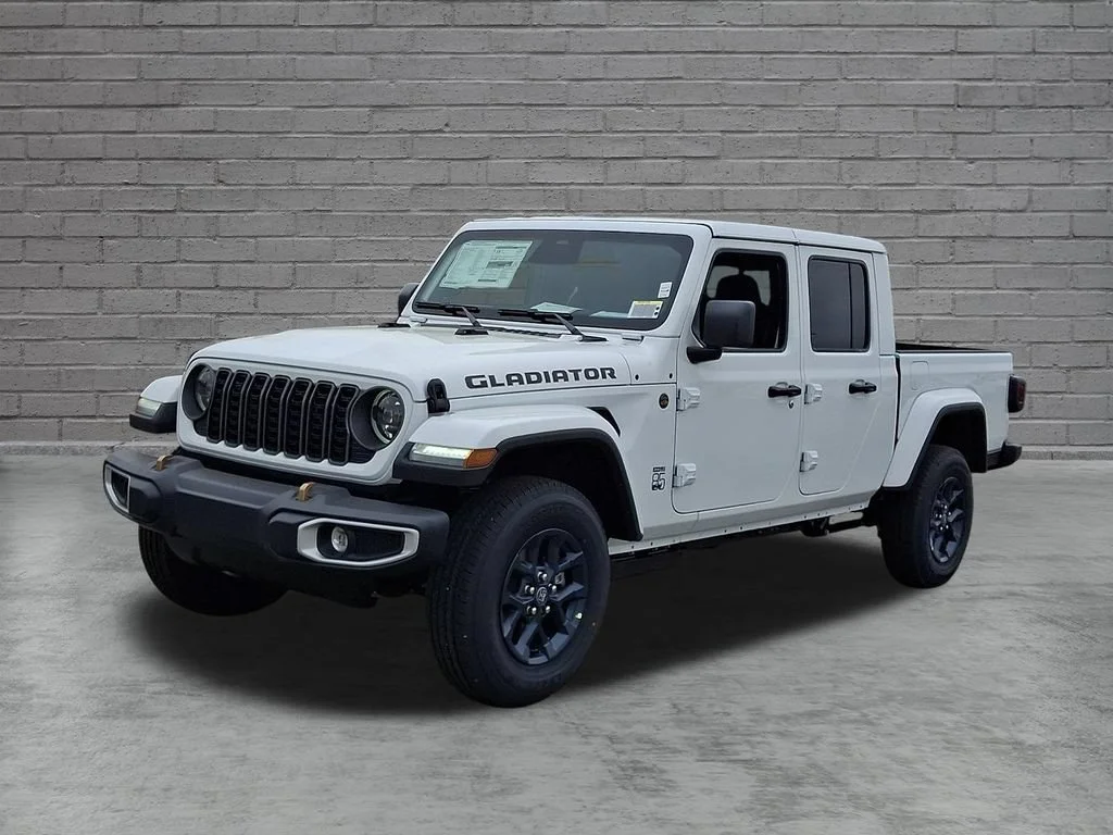 New 2026 Bright White Clearcoat Jeep 85th Anniversary Edition image 4