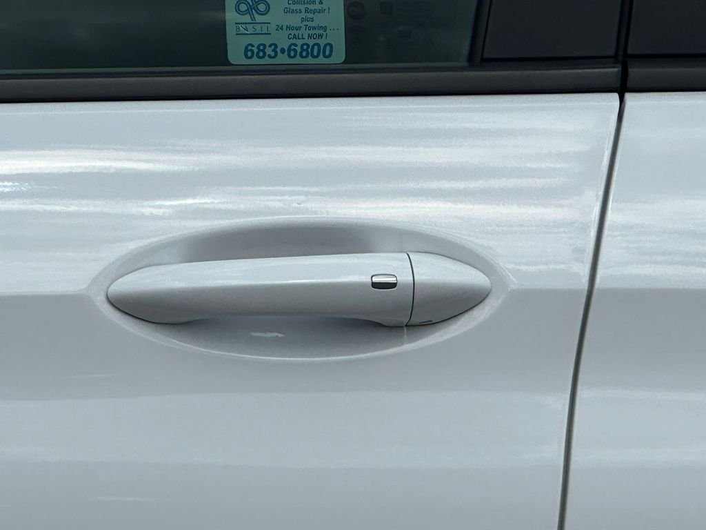 Used 2025 White Chevrolet LT image 16