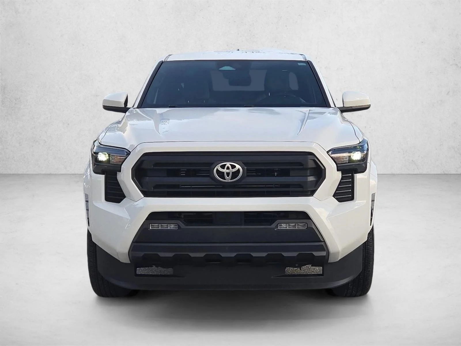 Used 2024 Ice Cap Toyota SR5 image 2