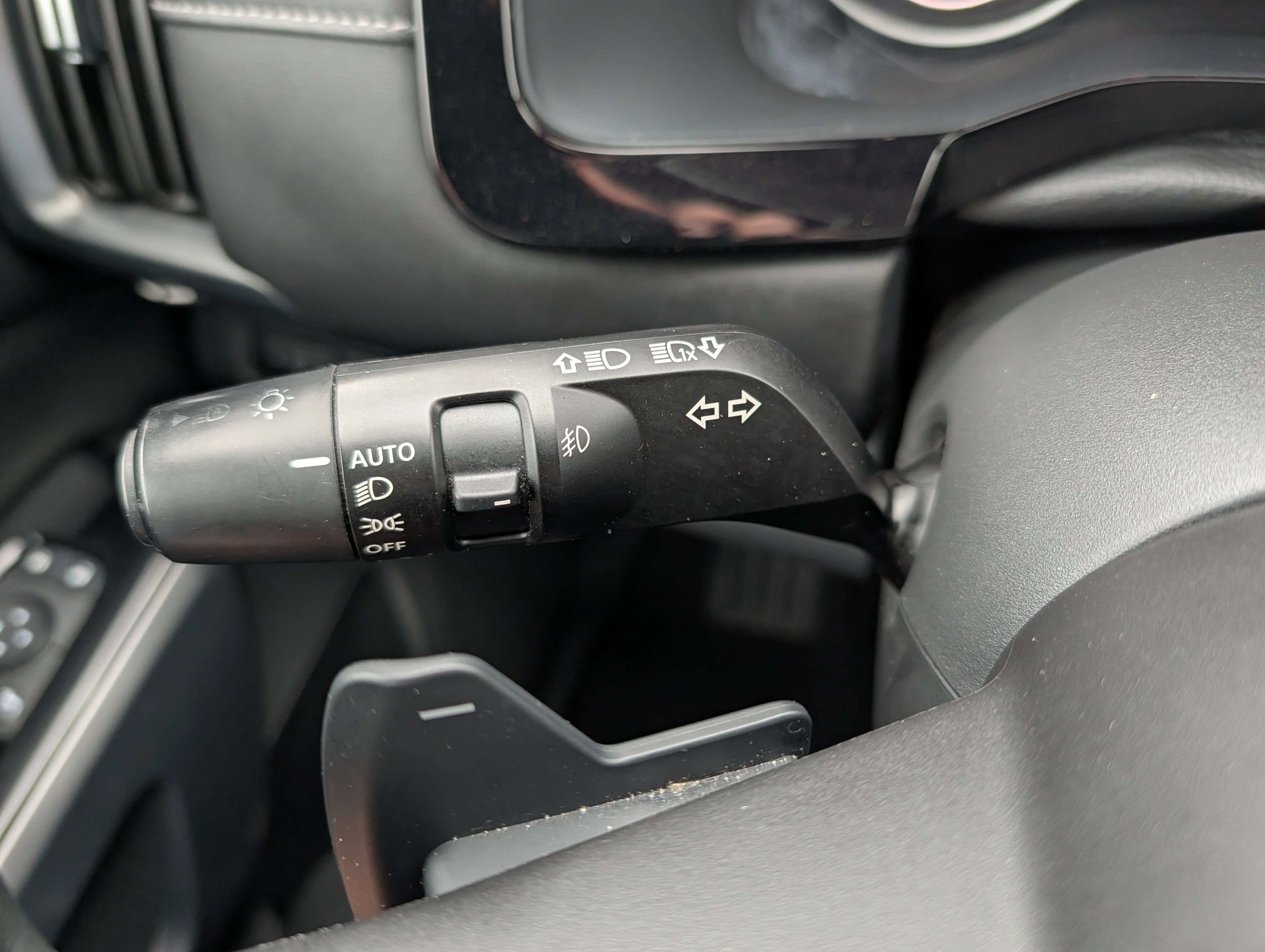 2023 Nissan Pathfinder SL - Photo 26
