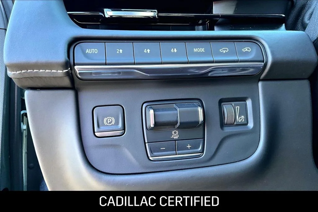 Used 2024 Dark Emerald Metallic Cadillac Sport Platinum image 33