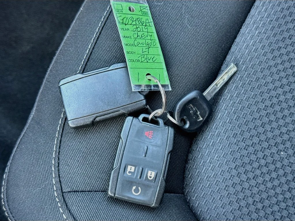 Used 2019 Gray Chevrolet LT image 33