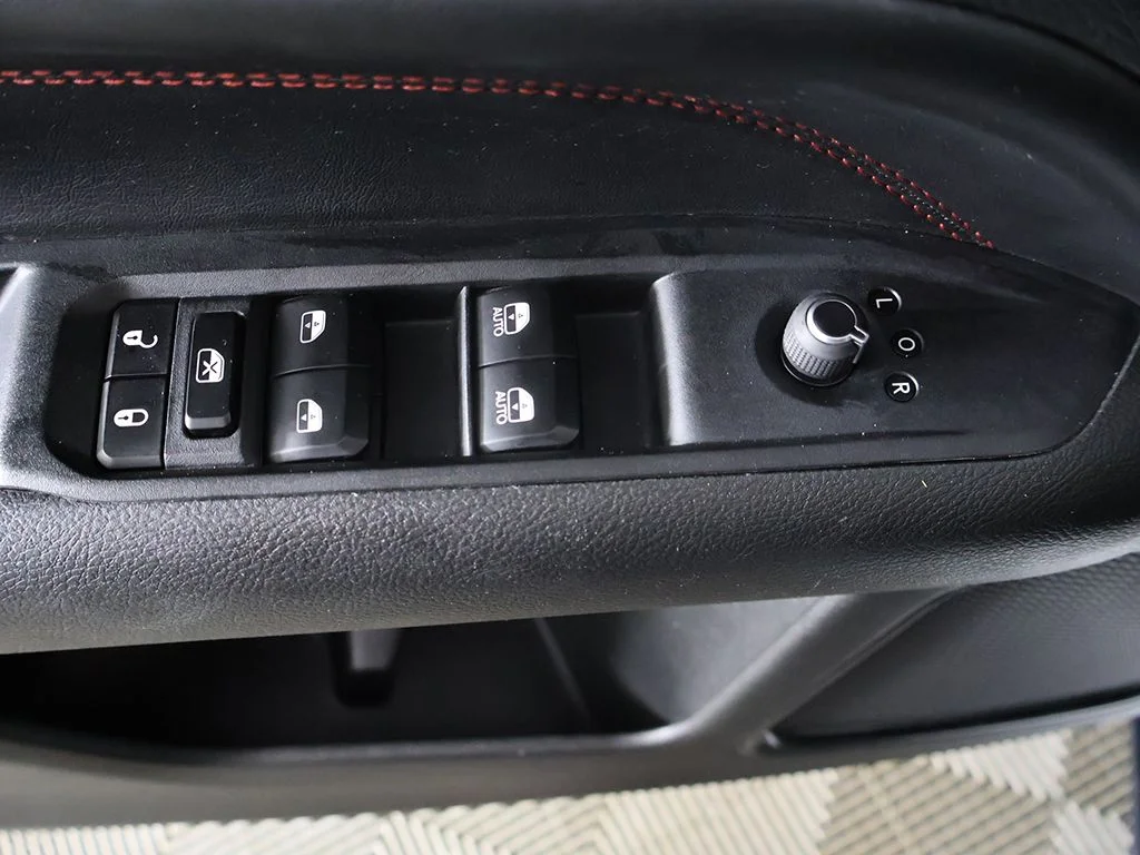 Used 2023 White Jeep Trailhawk image 33