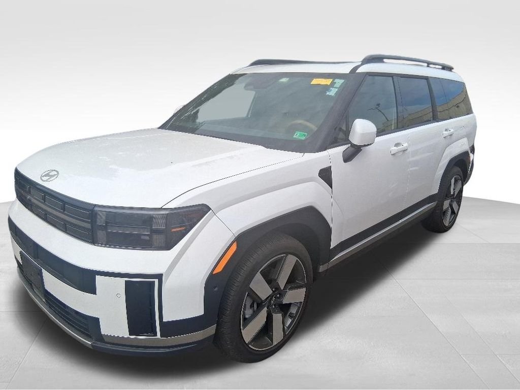 Used 2025 White Hyundai Limited image 10