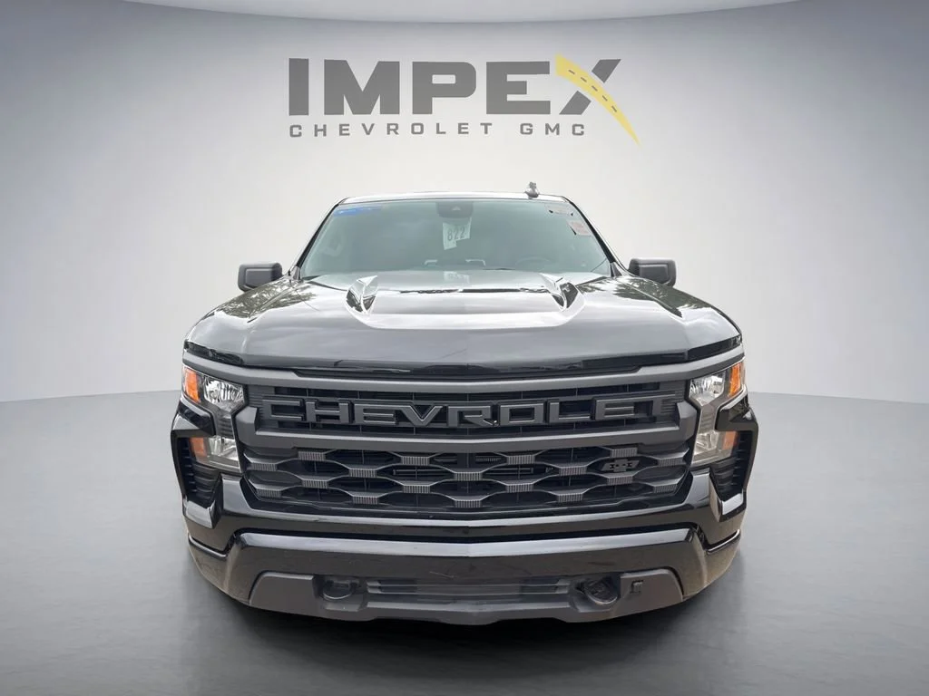 Used 2024 Black Chevrolet Custom image 6