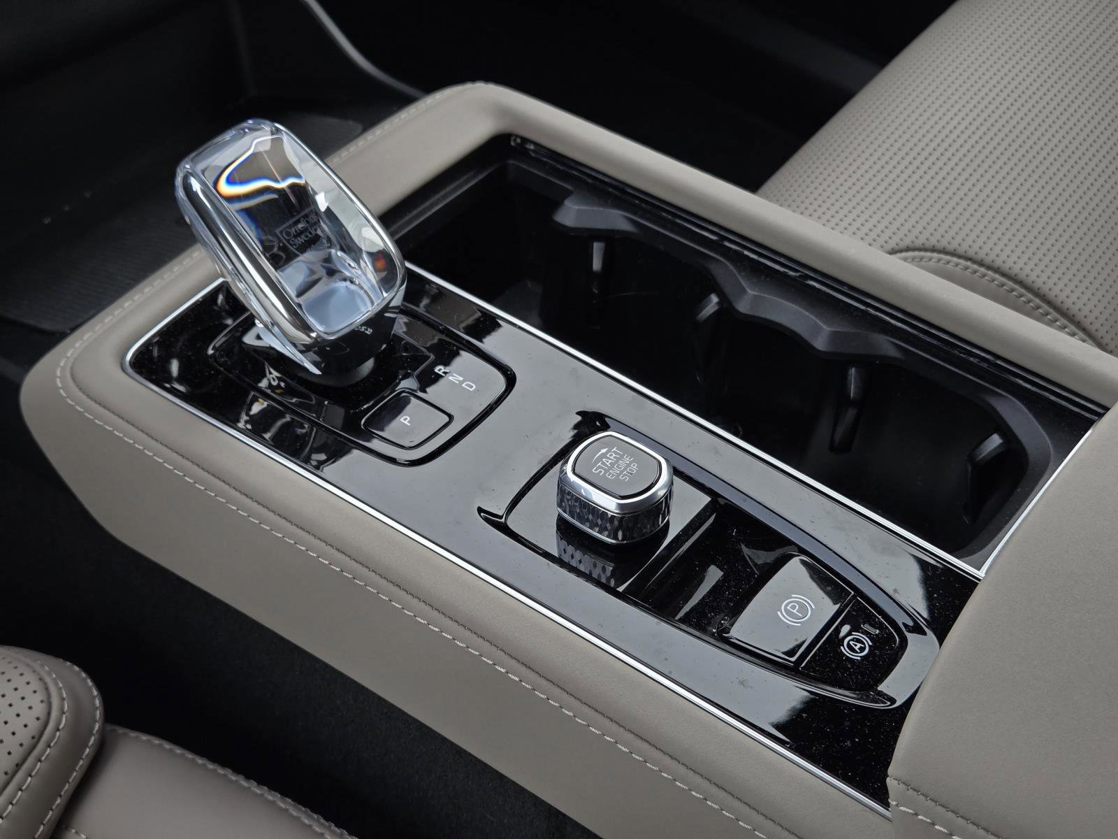 2026 Volvo XC90 Ultra - Photo 19
