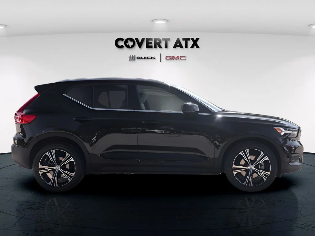 Used 2020 Black Volvo T5 Inscription image 8