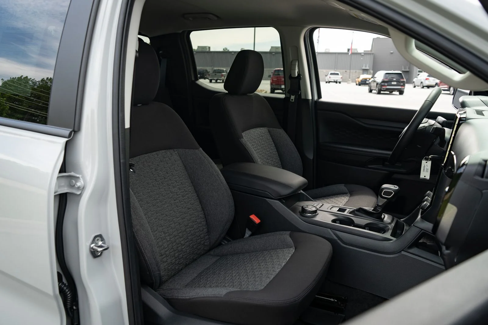 New 2026 Avalanche Ford XLT image 22