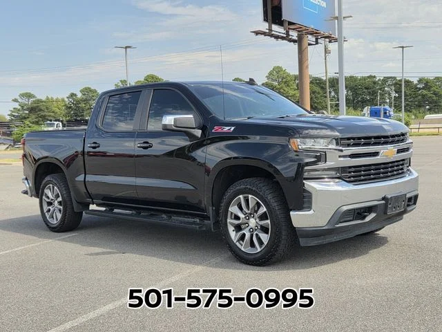 Used 2019 Black Chevrolet LT image 4