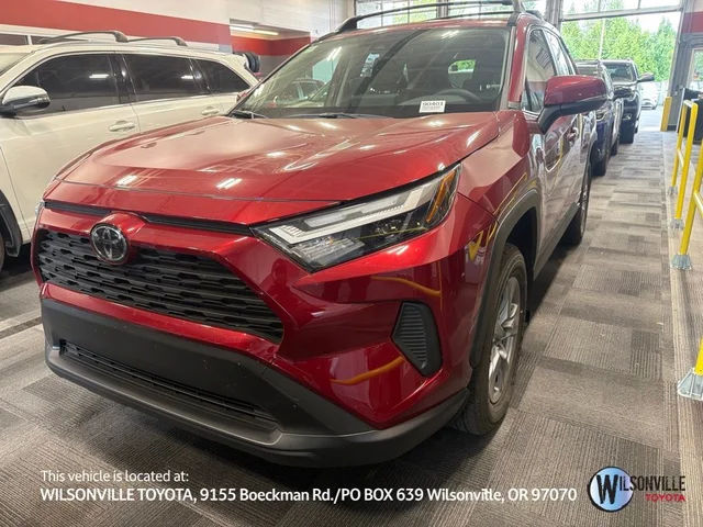 2025 Toyota RAV4 Hybrid XLE
