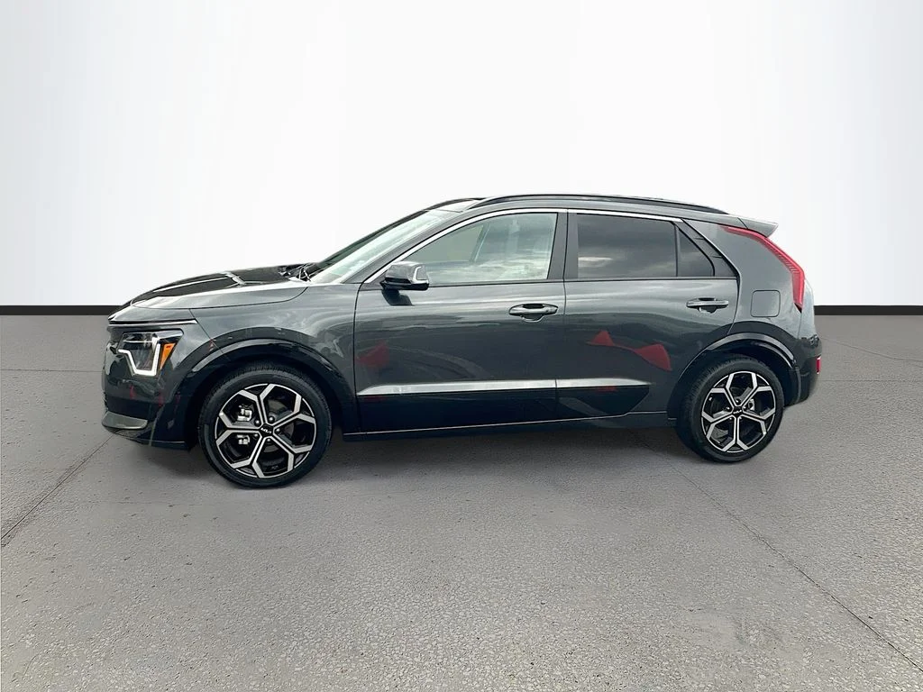 Certified Used 2025 Gray Kia EX Touring image 4