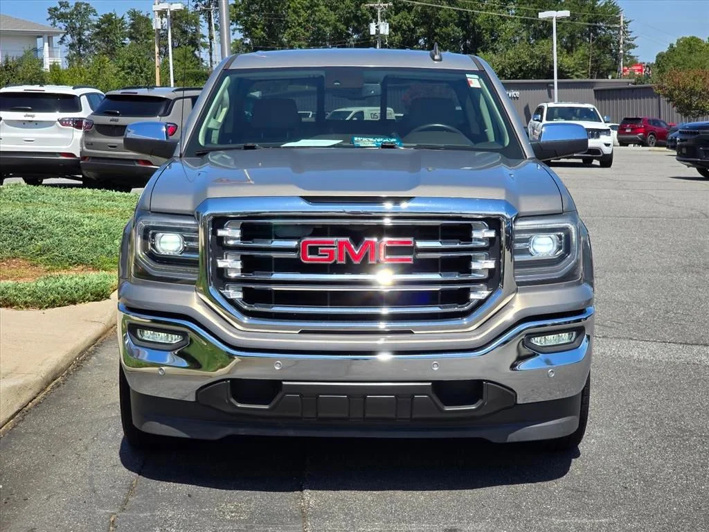 Used 2017 Gray GMC SLT image 22