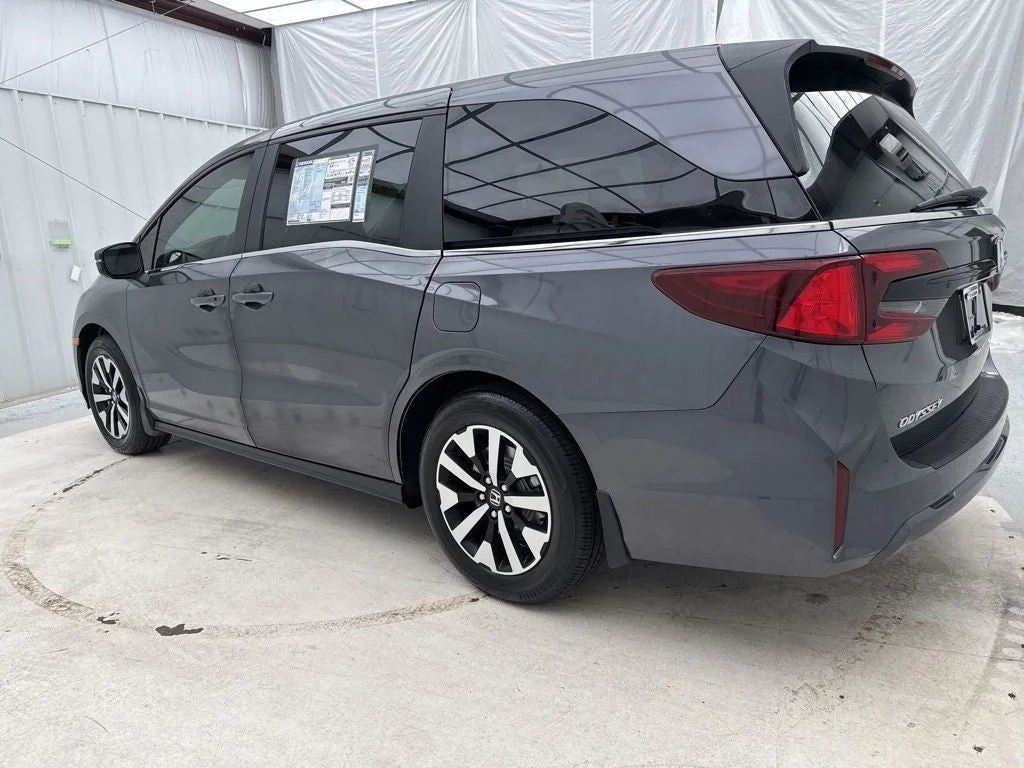 New 2026 Modern Steel Metallic Honda EX-L image 5
