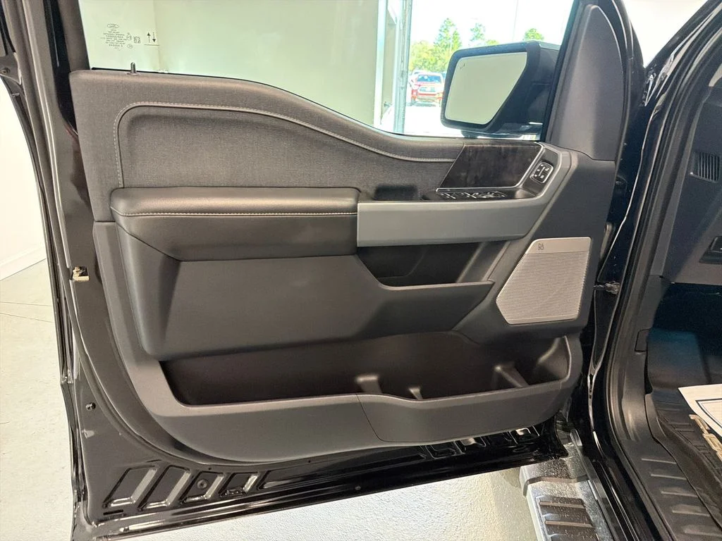 Used 2023 Black Ford Lariat image 12