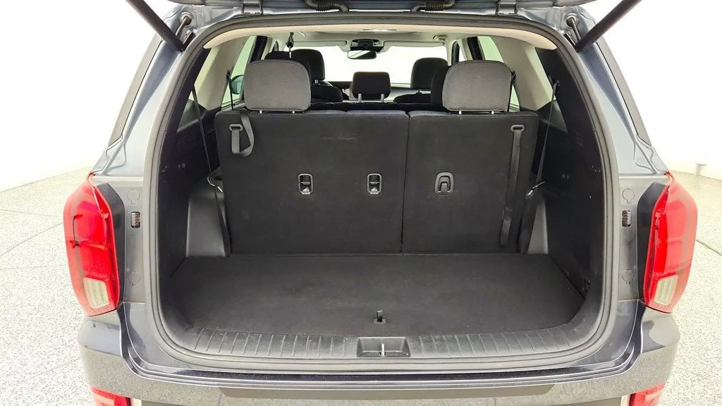 Used 2020 Steel Graphite Hyundai SEL AWD w/ Convenience Pkg, Sunroof & 8-Person Seating image 23