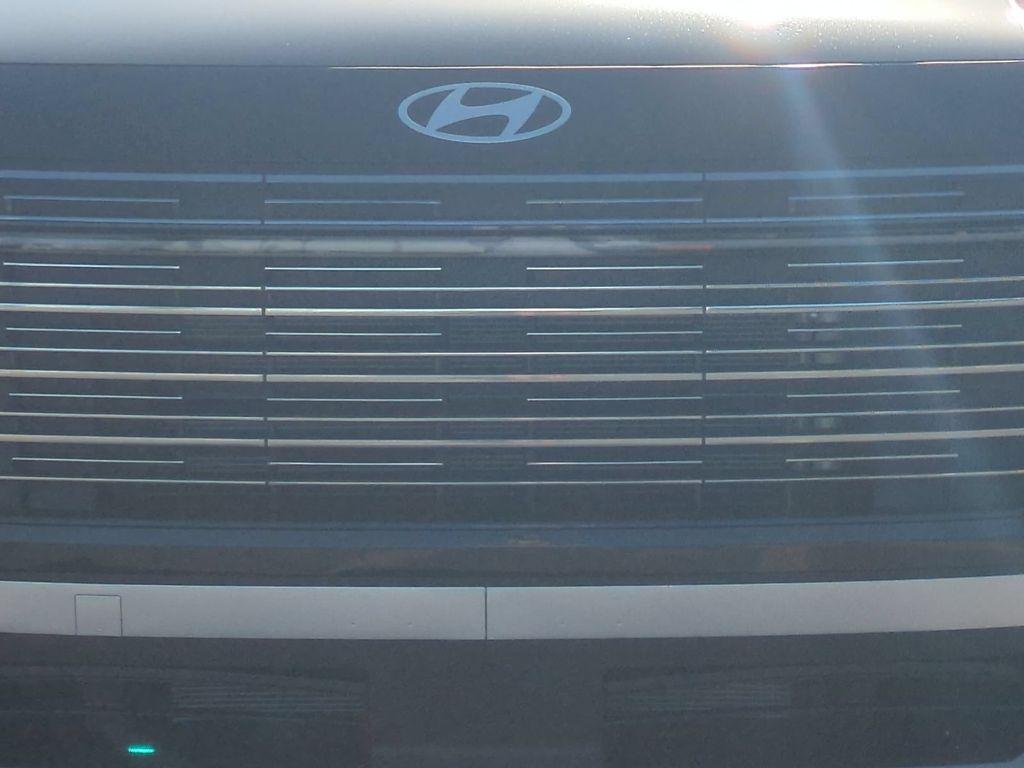 New 2027 Red Hyundai SEL FWD image 4