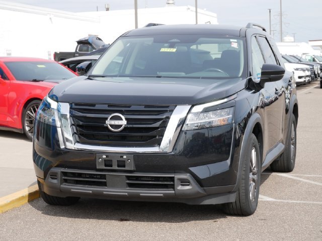 Used 2022 Black Nissan SV image 3