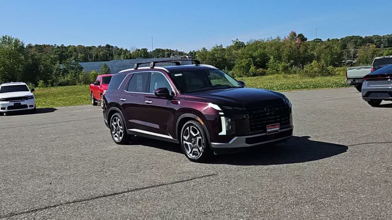 Used 2023 Burgundy Hyundai Limited image 9