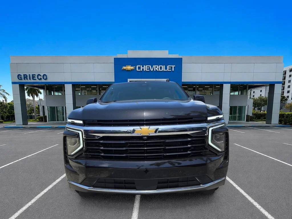 2026 Chevrolet Suburban LS - Photo 2