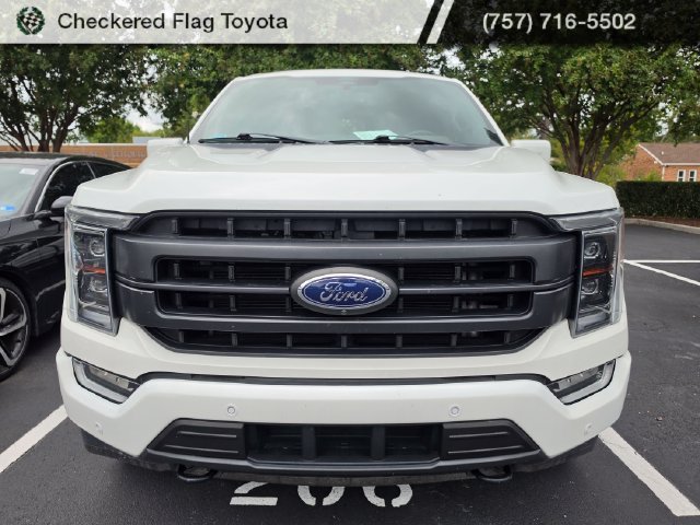 Used 2022 Star White Metallic Tri-Coat Ford Lariat image 2