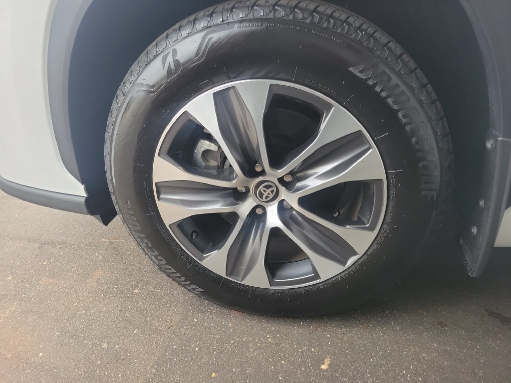 Certified Used 2026 Beige Toyota XLE image 35