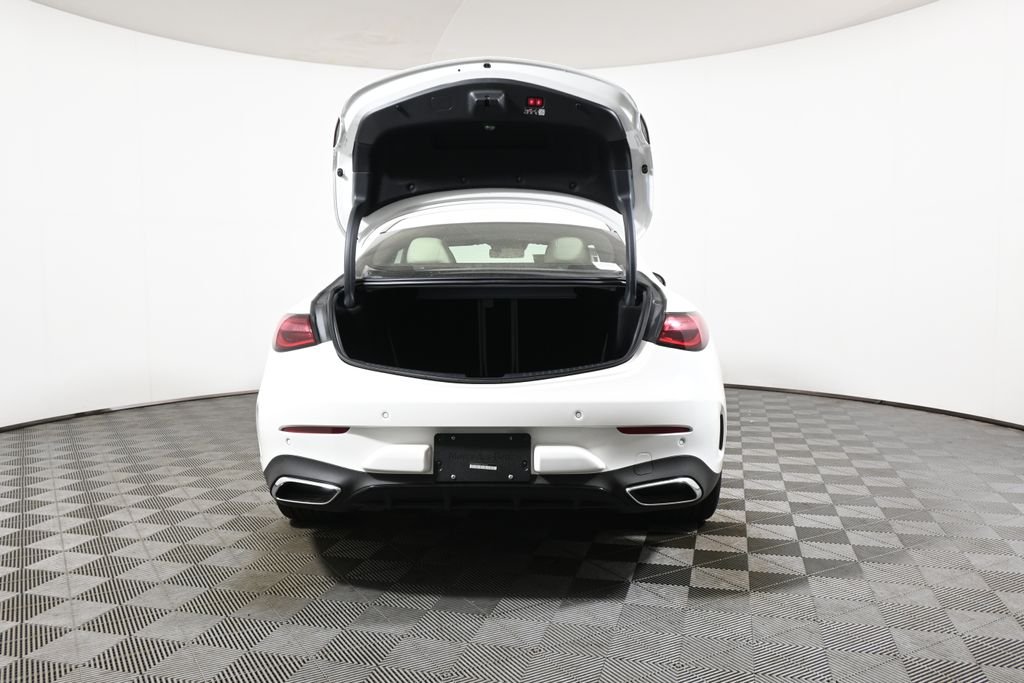 New 2026 Polar White Mercedes-Benz CLE 300 image 32