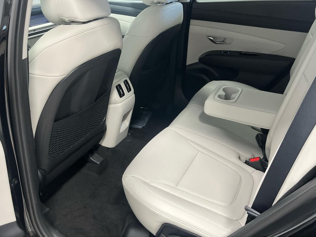 2025 Hyundai Tucson Limited - Photo 26