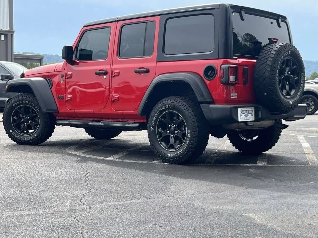 Used 2022 Red Jeep Unlimited Willys image 6