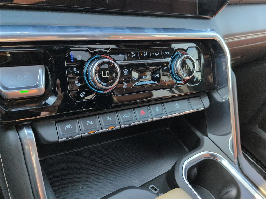 Used 2026 Sterling Metallic GMC Denali Ultimate image 36