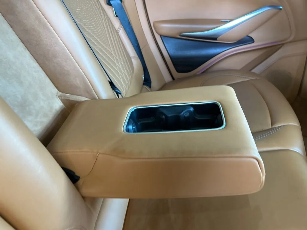 Used 2023 Black Aston Martin Base image 29