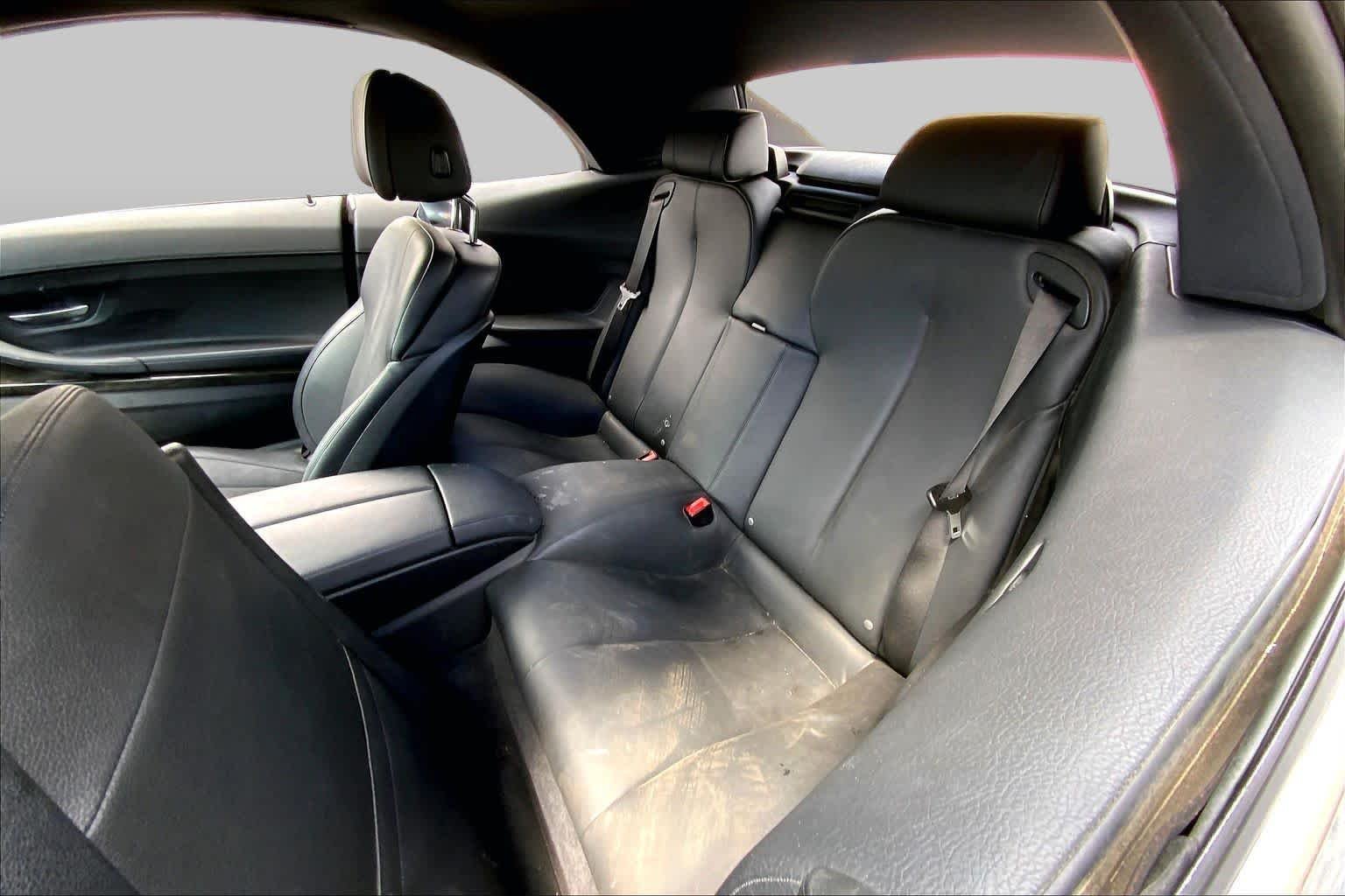 Used 2018 Black Sapphire Metallic BMW 640i xDrive image 20
