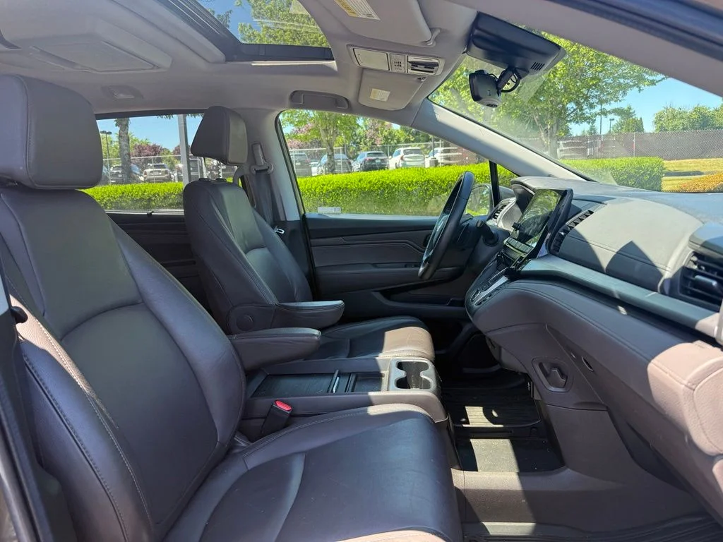 Used 2019 Pacific Pewter Metallic Honda EX-L image 24