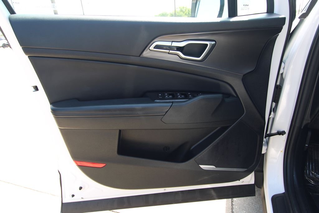 Used 2024 White Kia EX image 37